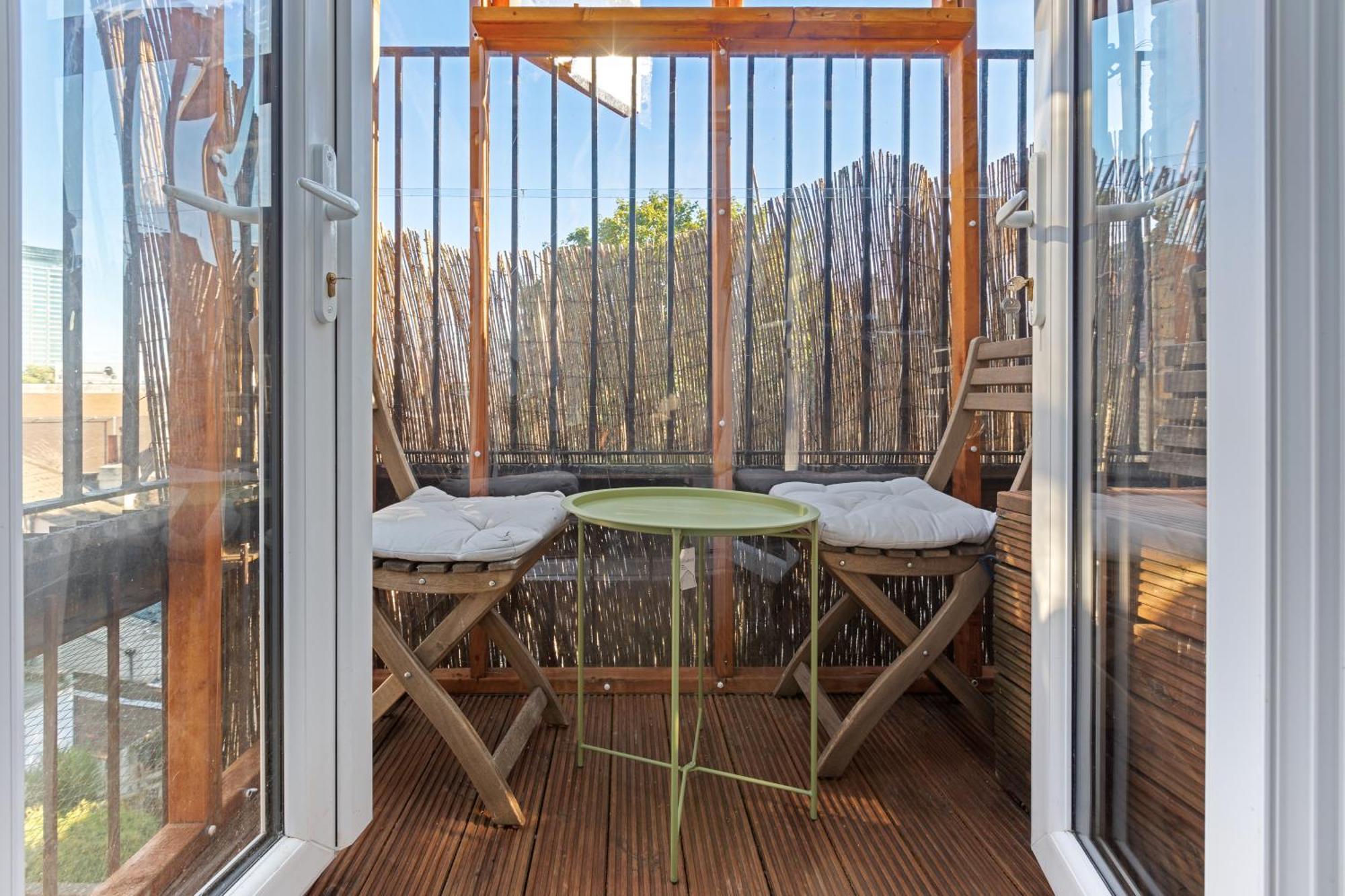 Apartmán Modern Flat & Balcony In Historic West Kensington Londýn Exteriér fotografie
