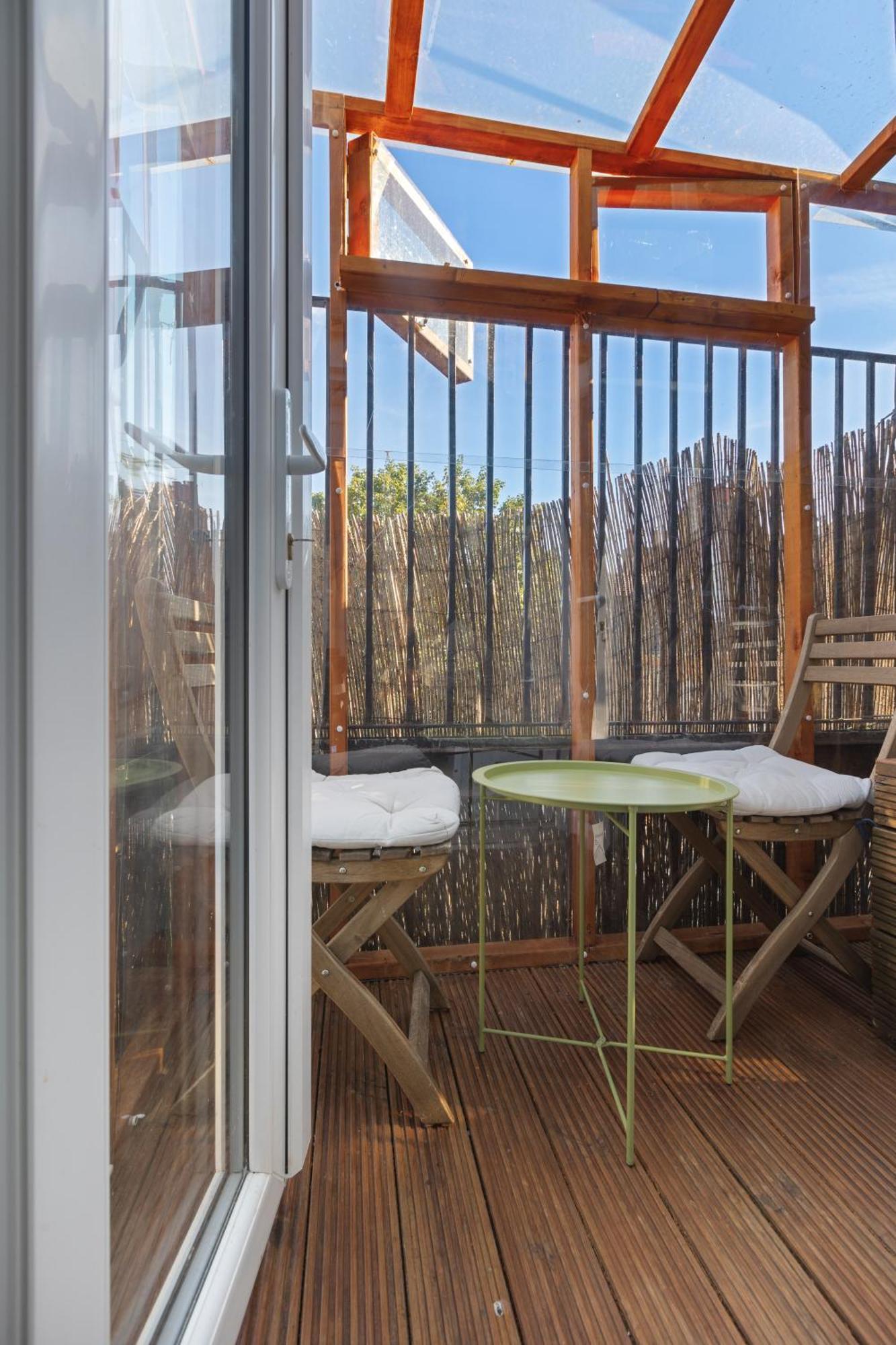 Apartmán Modern Flat & Balcony In Historic West Kensington Londýn Exteriér fotografie